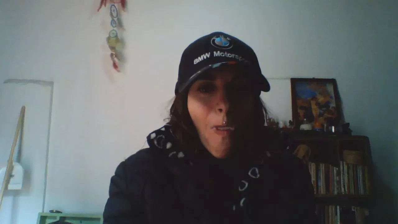 Offline Corazondelorto on Cam4