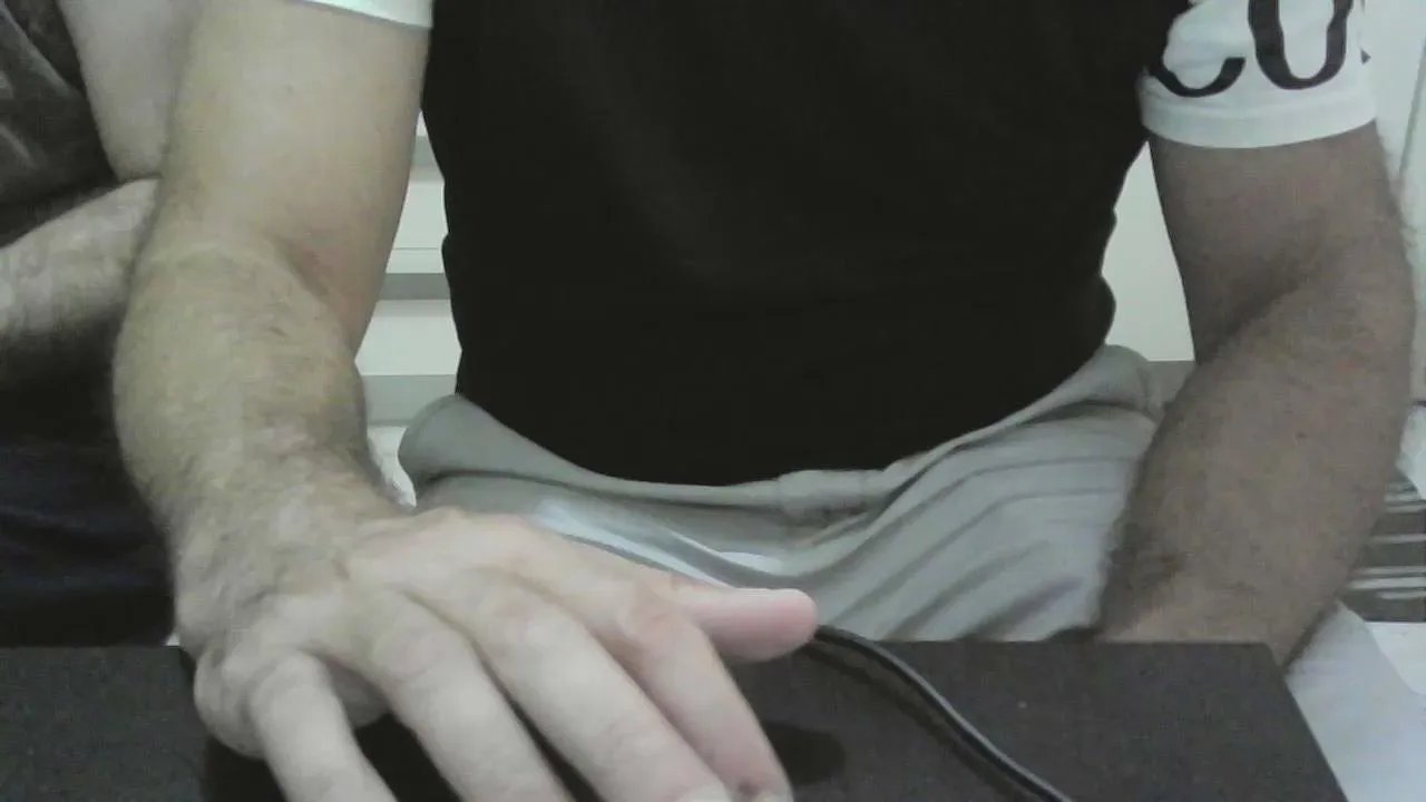 Offline CuriousFriends1 on Cam4