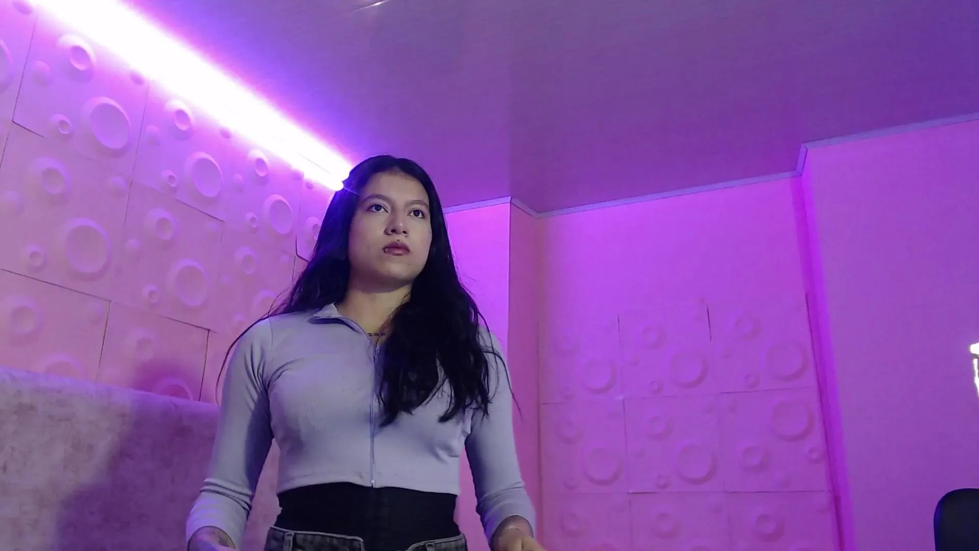 Offline daila51 on Cam4