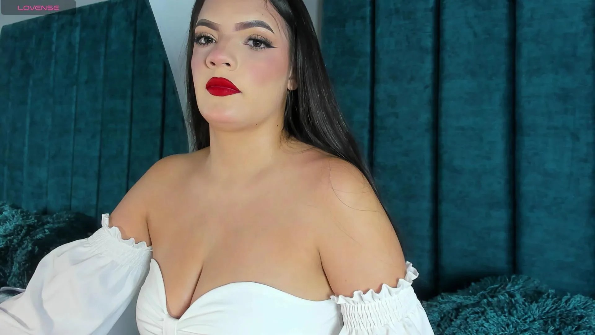 Offline Dana_Vegaa on Cam4