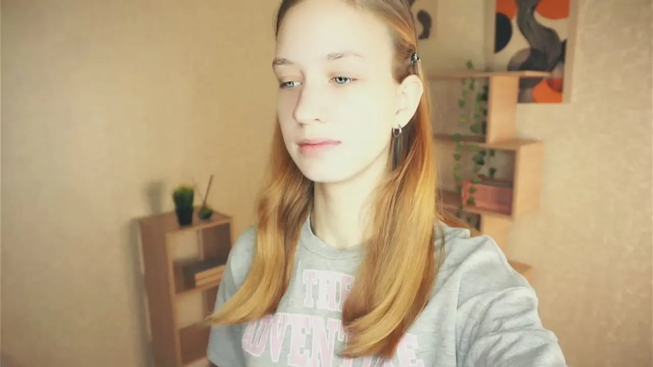 Freechat DanaePaya on Cam4