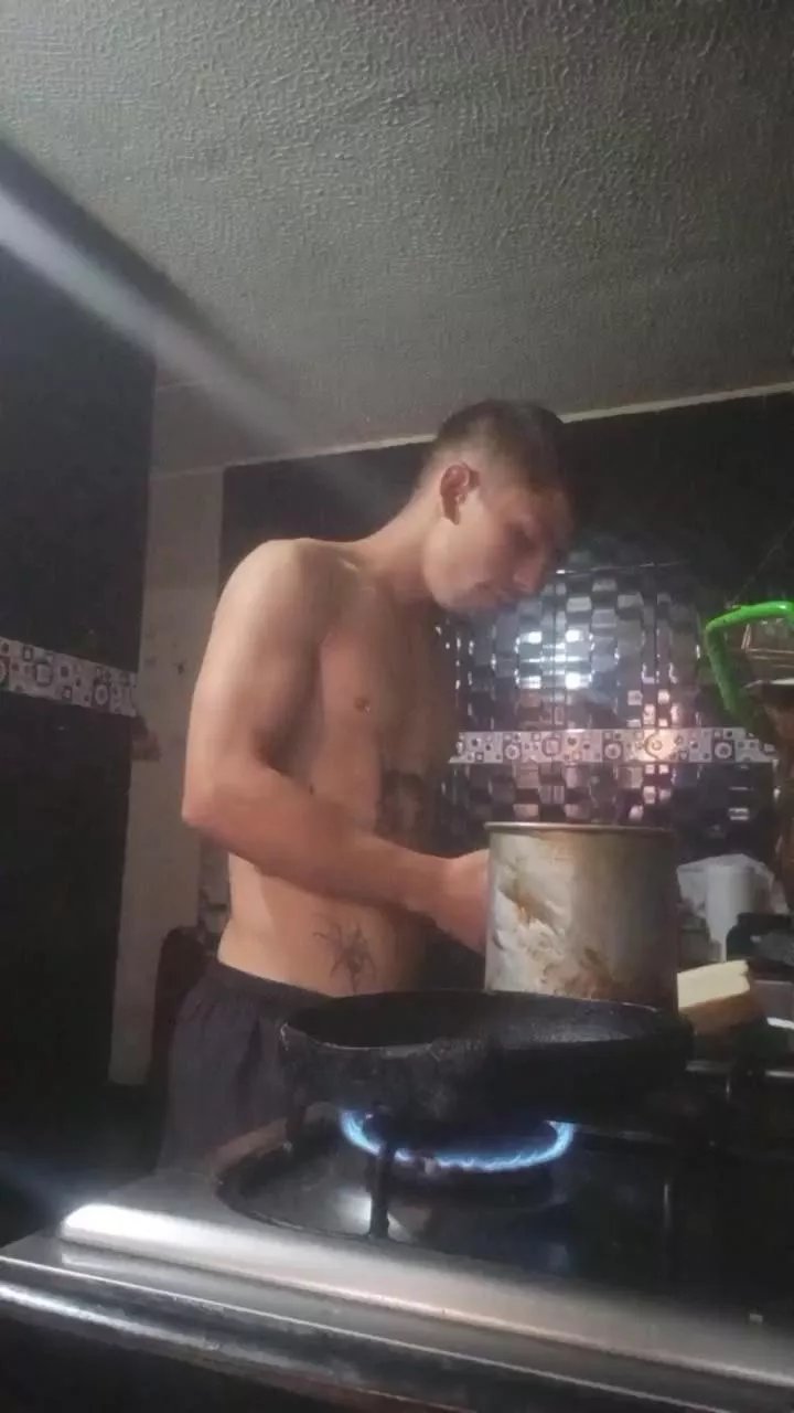 Offline daven_hopperr on Cam4