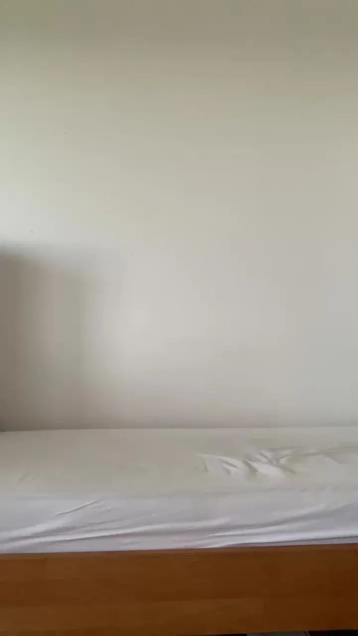 Offline davidhot95 on Cam4