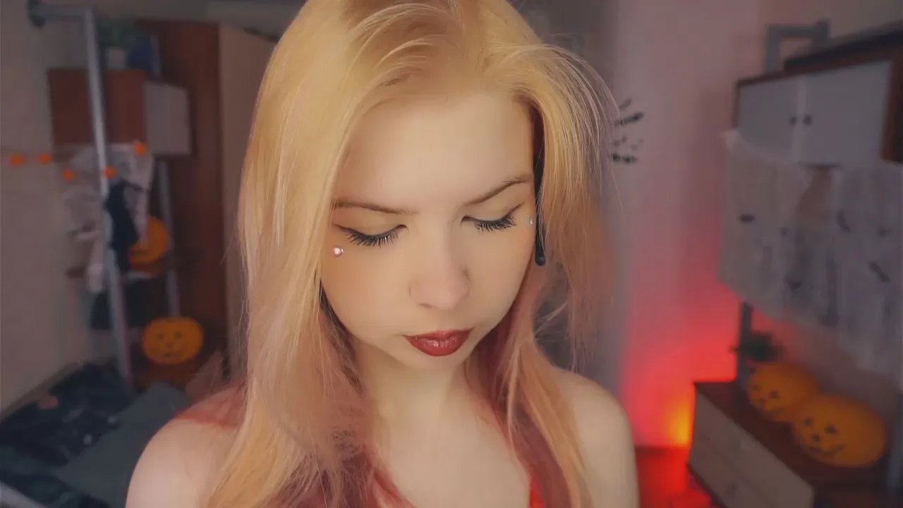 Offline DawnBlatchley on Cam4