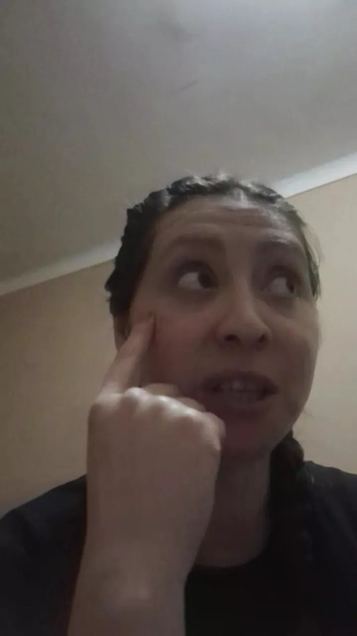 Offline Divahot1 on Cam4