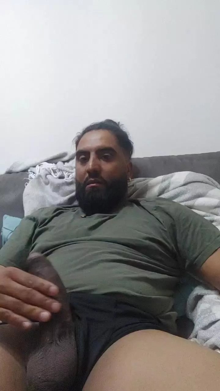 Offline Domineiton33 on Cam4