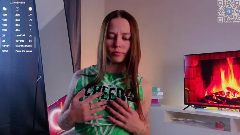 Freechat DonnettaHalley on Cam4