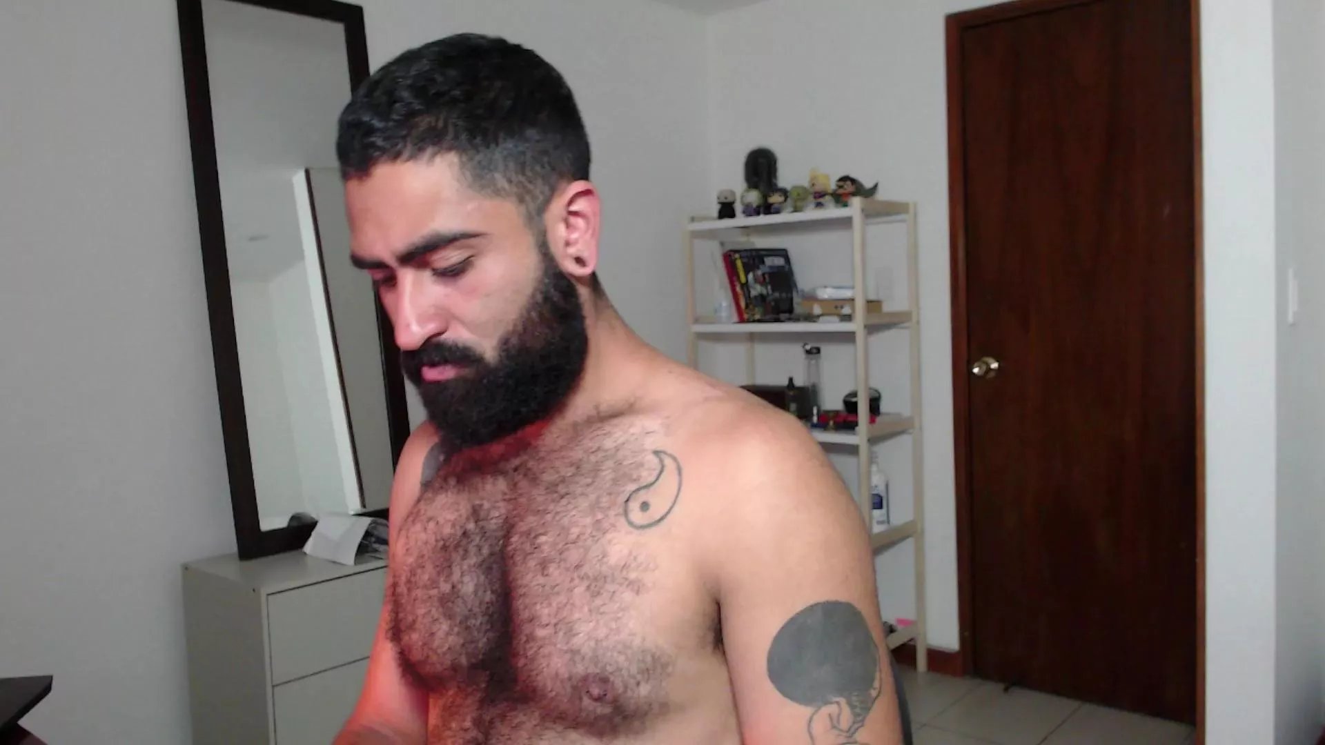 Offline Drogama on Cam4