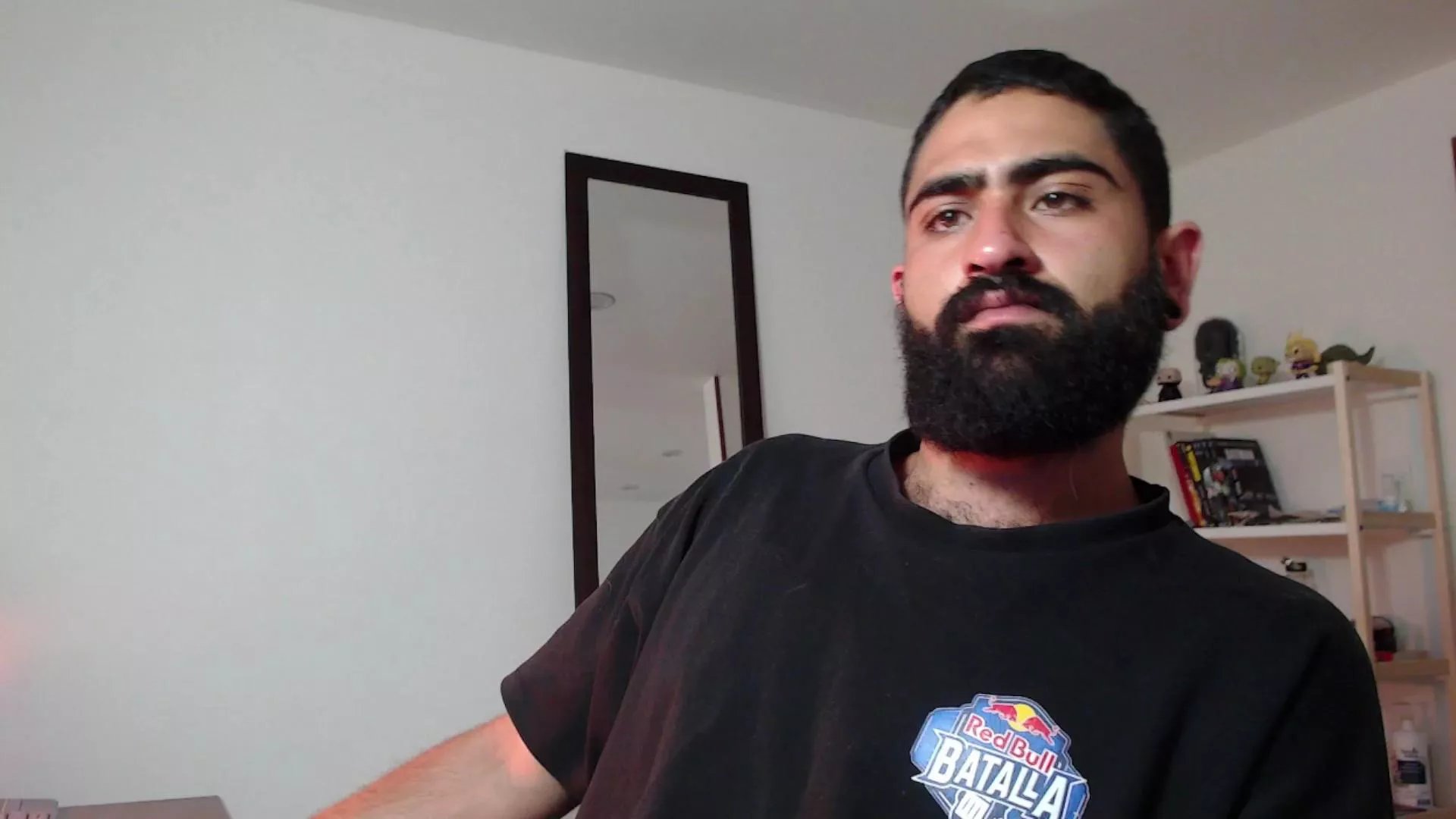 Offline Drogama on Cam4