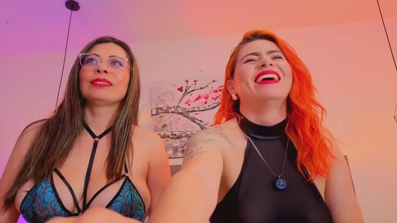 Freechat Dulcecharlottee on Cam4