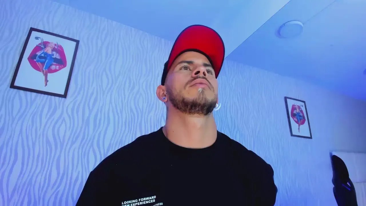 Offline dylan_jacobx on Cam4