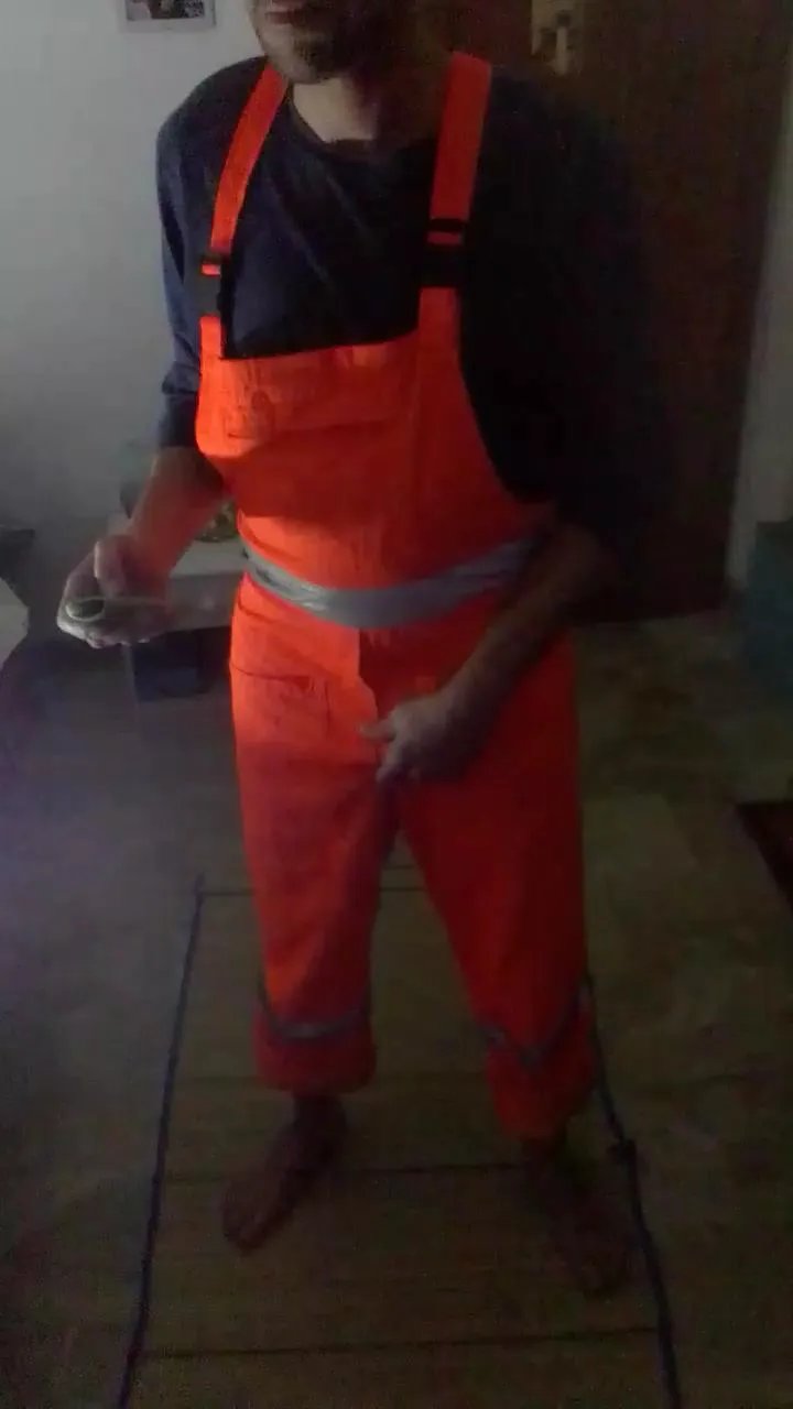 Offline Elabahi69 on Cam4