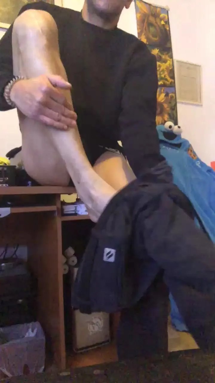 Offline Elabahi69 on Cam4