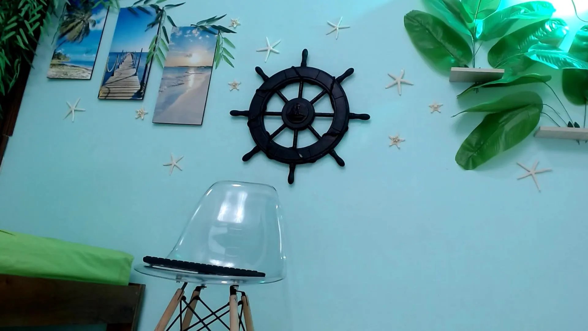 Offline eladyrous98 on Cam4