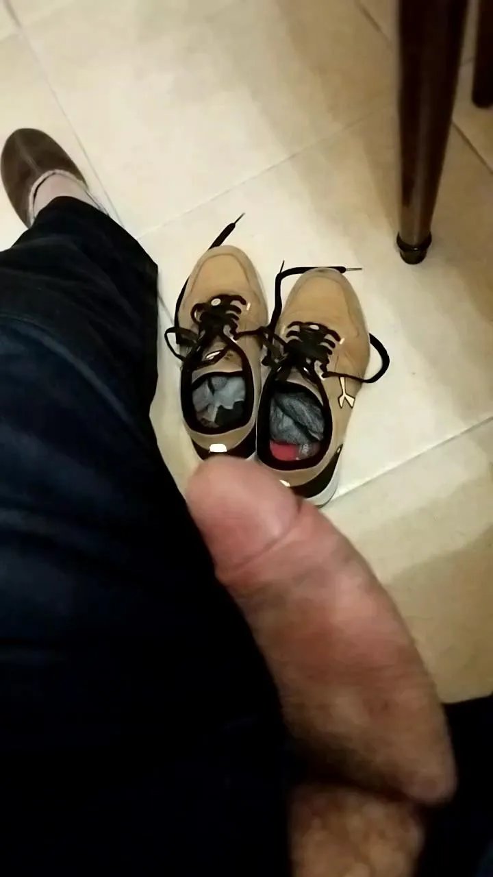 electricman2024 on Cam4 