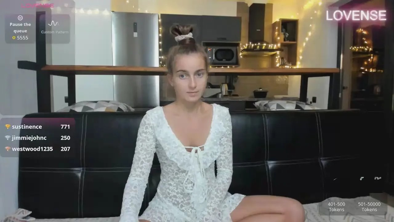 Offline ElizSweet on Cam4