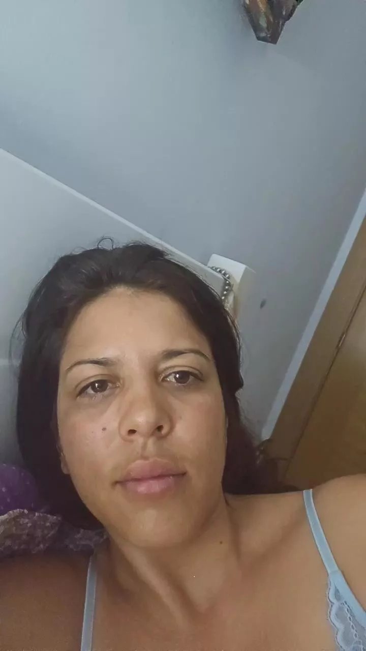 Offline Elsitax on Cam4