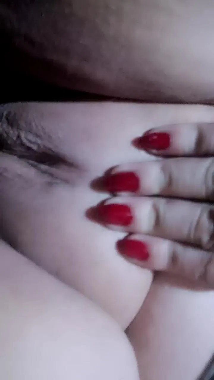 Offline Elysexcereza on Cam4