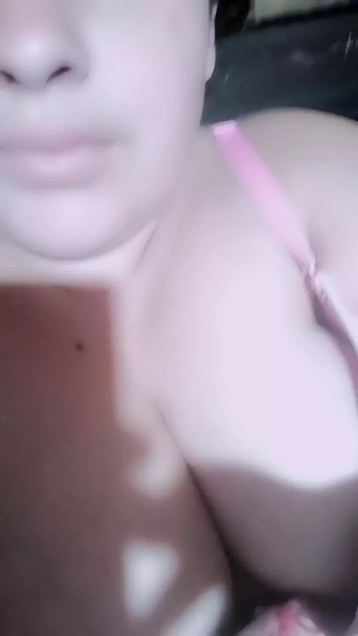 Offline Elysexcereza on Cam4