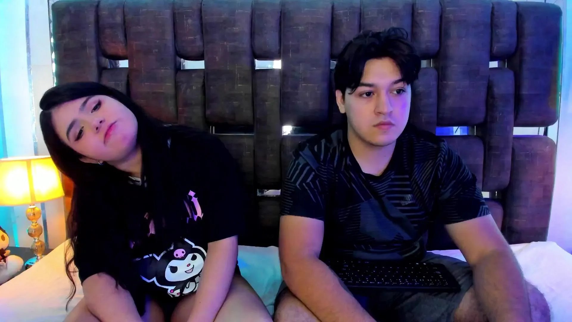 Freechat EmilyANDrew on Cam4