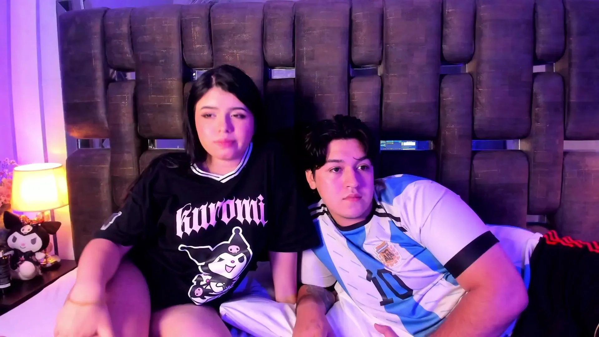 Freechat EmilyANDrew on Cam4