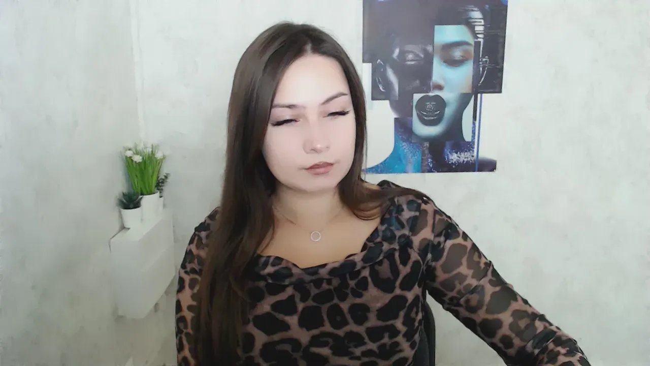 Offline EmiStern_ on Cam4