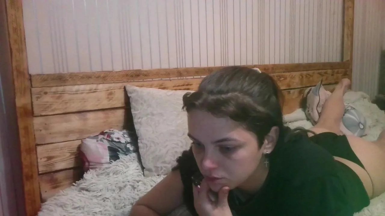 Offline Ethel__Peterson on Cam4