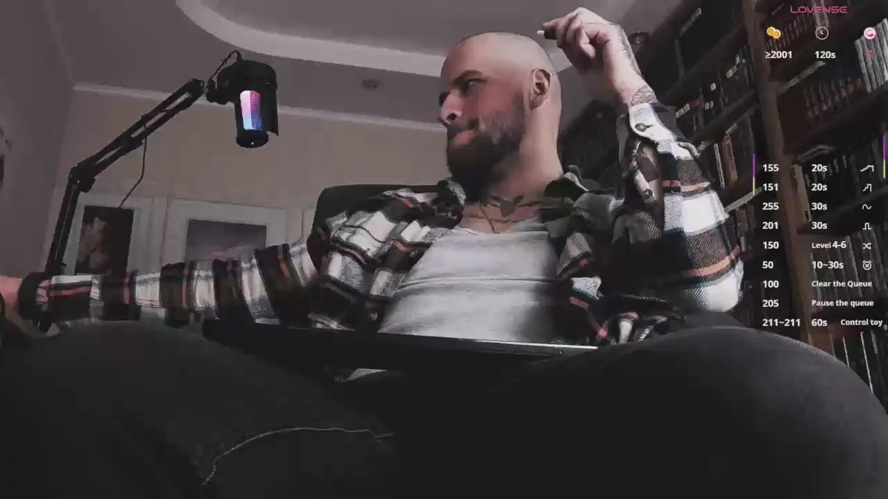 Offline FindomJason on Cam4