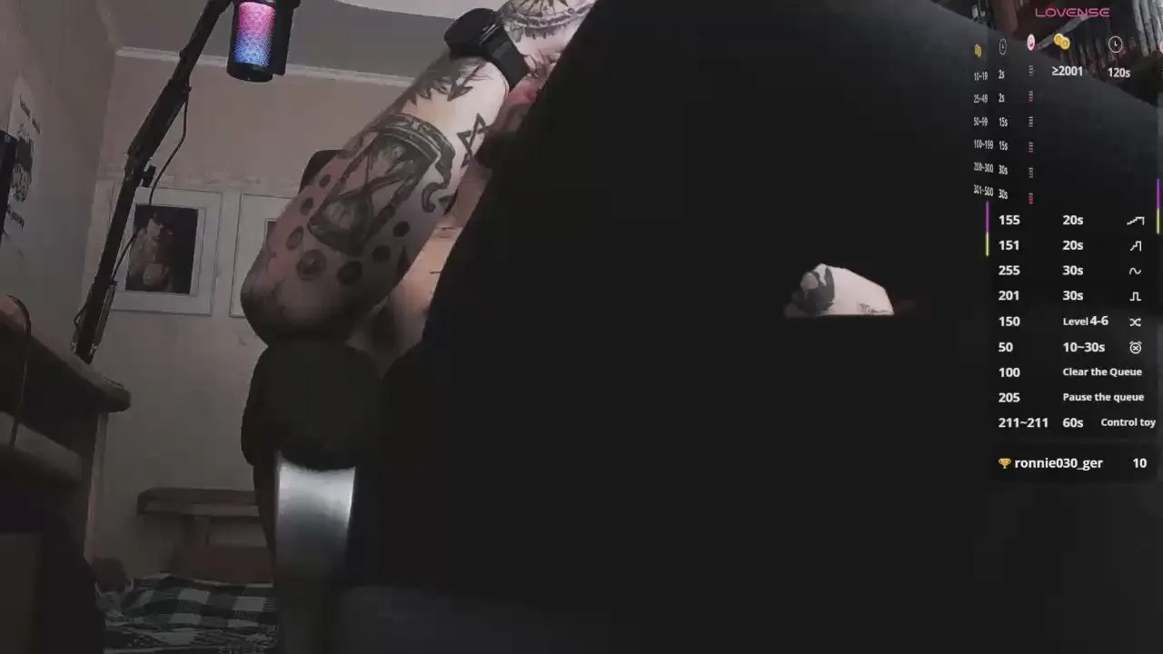 Offline FindomJason on Cam4