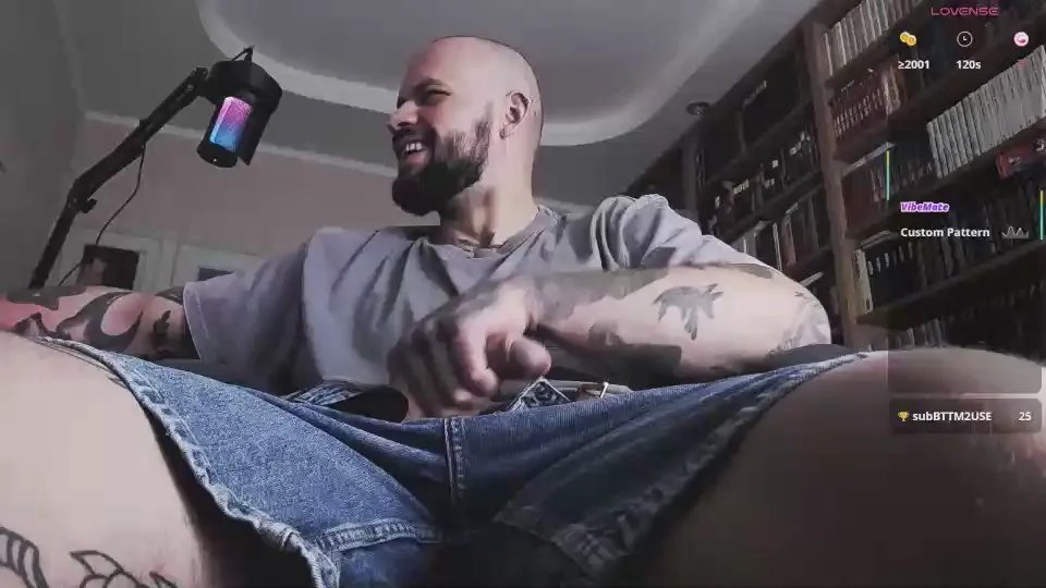 Offline FindomJason on Cam4