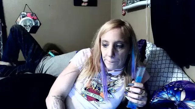 Freechat flavi1996 on Cam4