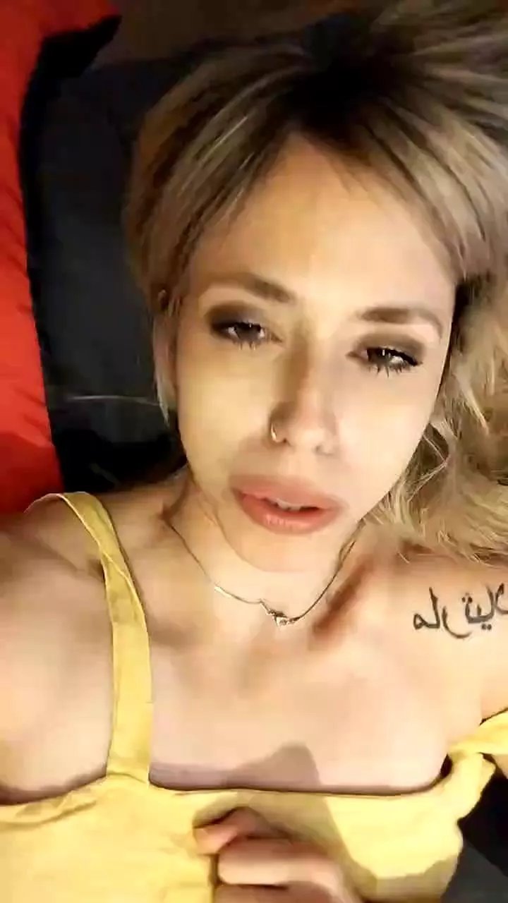 Offline Florcitapole on Cam4