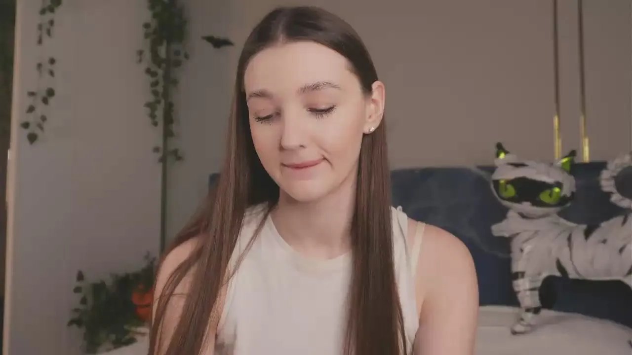 Offline GayAkey on Cam4