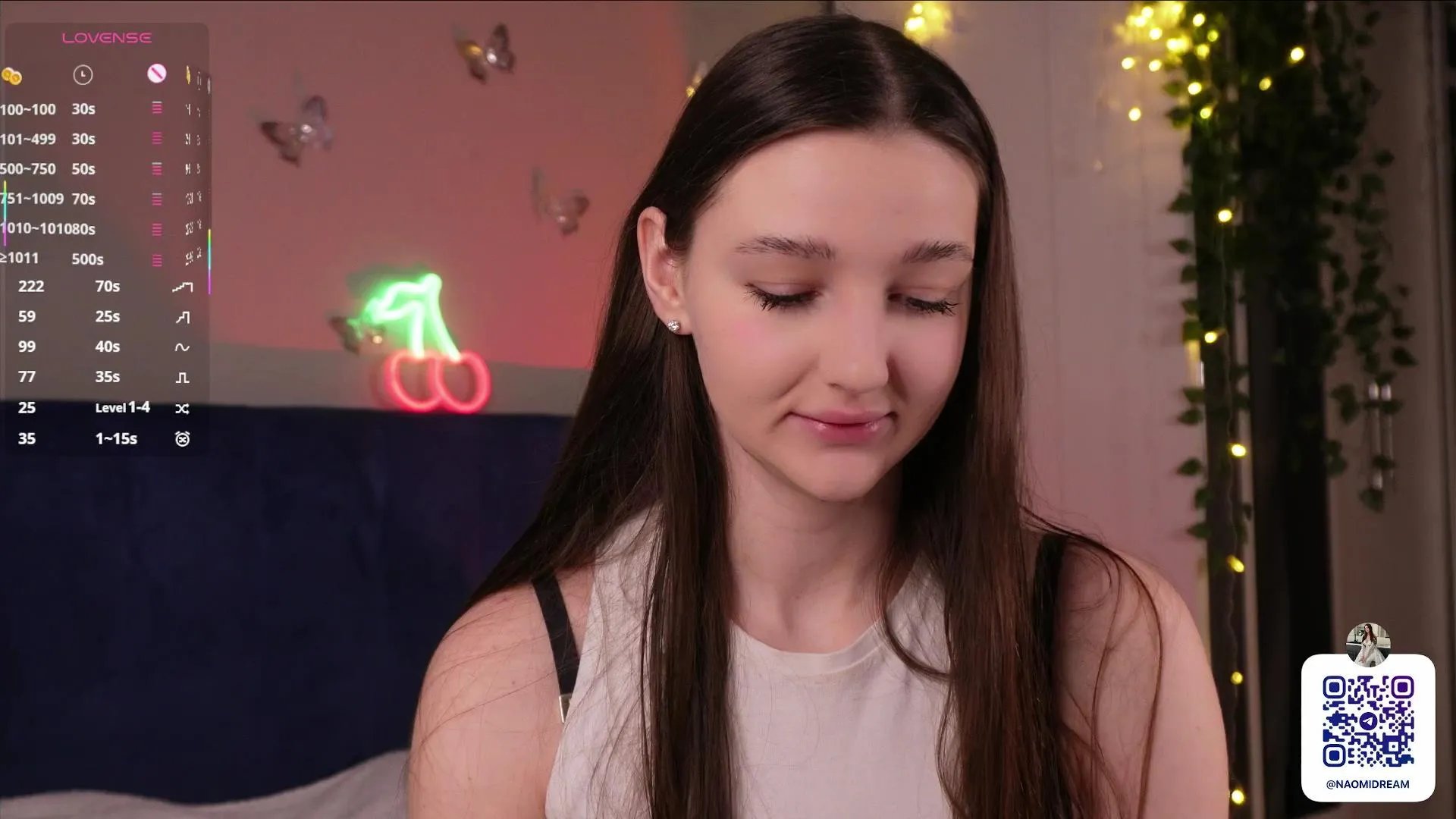 Offline GayAkey on Cam4