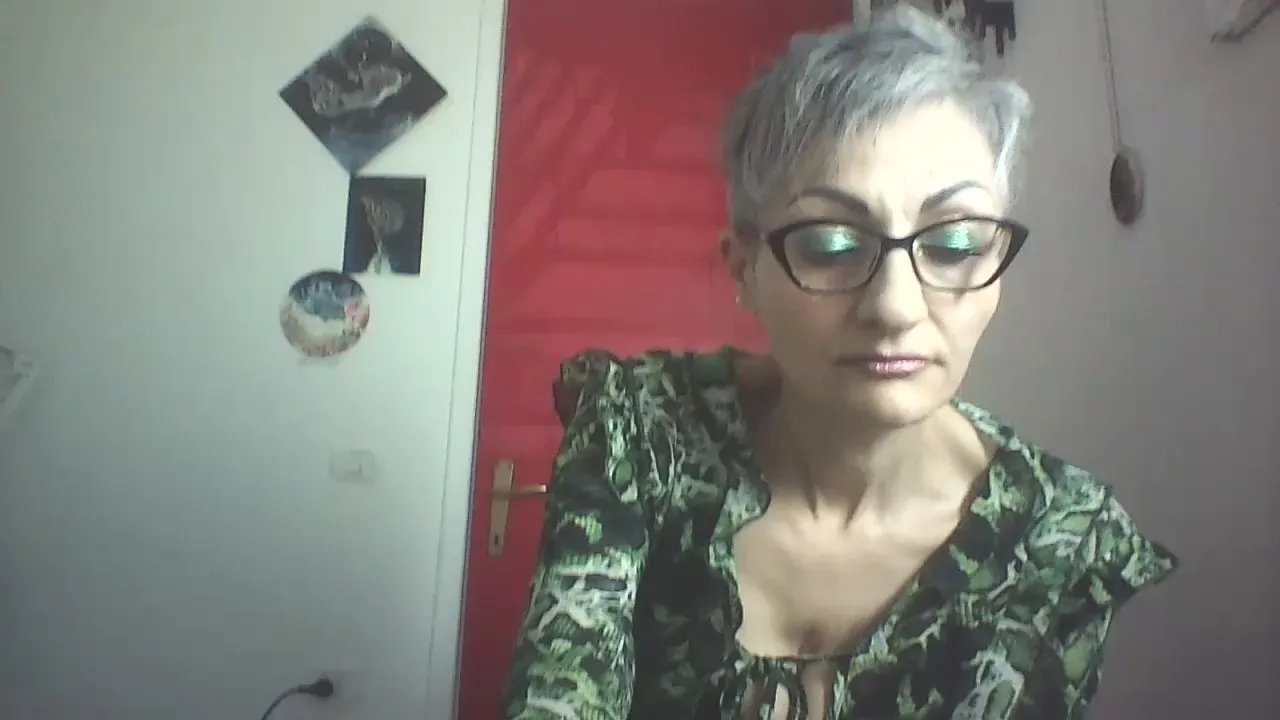 Offline geishaguerrier5 on Cam4