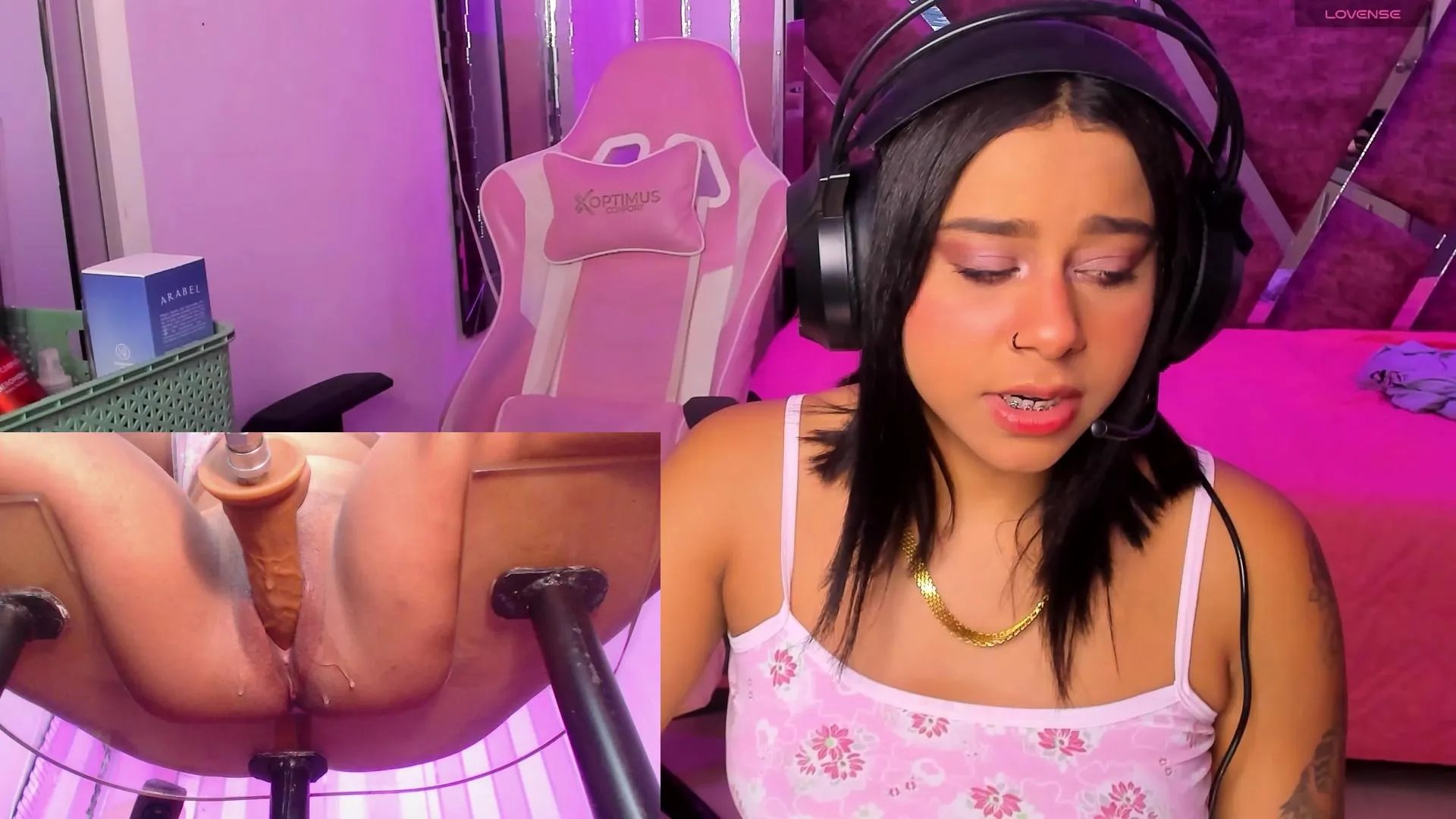 Offline Gina_Kurt on Cam4