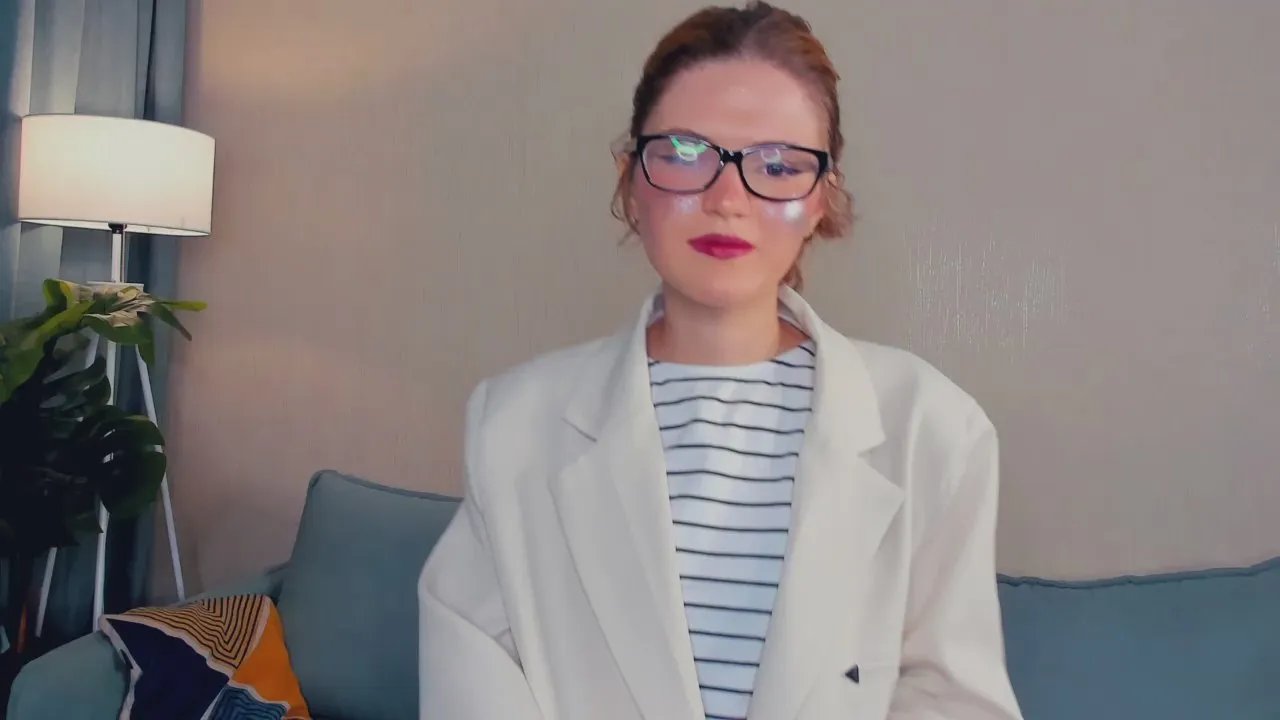 Offline GladysGee on Cam4