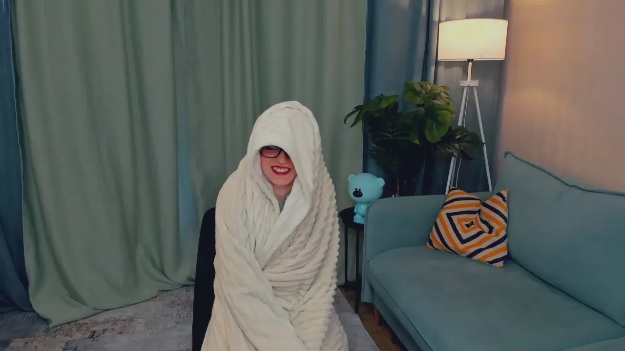 Offline GladysGee on Cam4