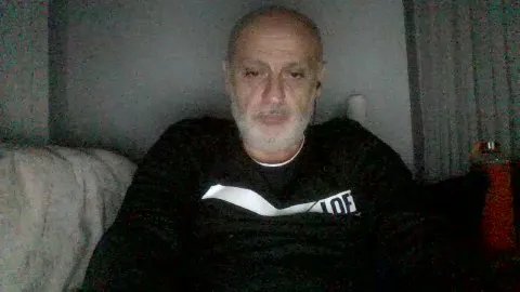 Offline globetrotterdrv on Cam4