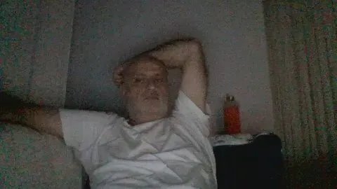 Offline globetrotterdrv on Cam4