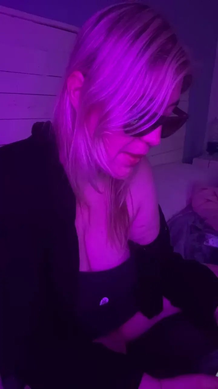 Offline granlady7 on Cam4