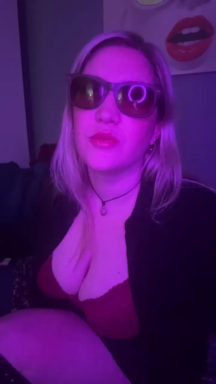 Offline granlady7 on Cam4