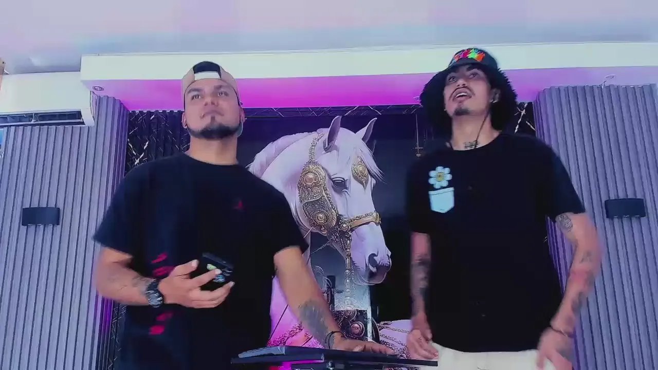 Offline handsome_boys22 on Cam4