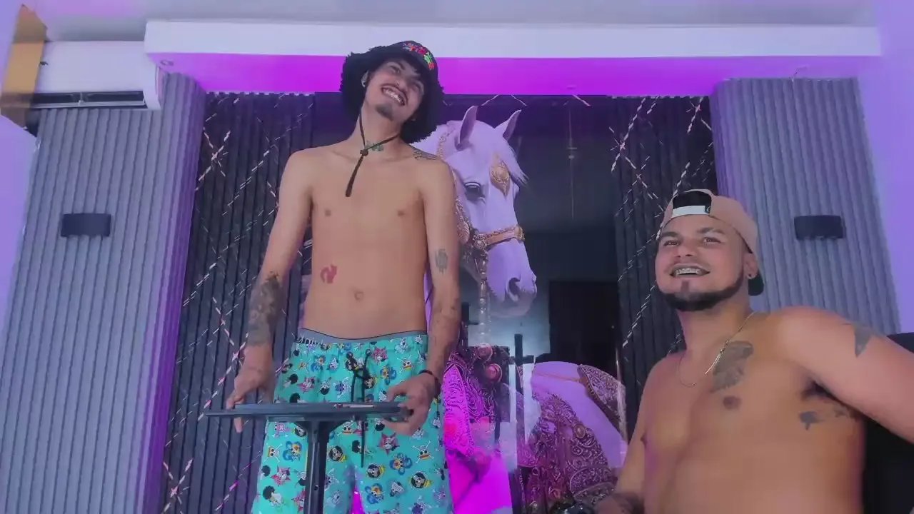 Offline handsome_boys22 on Cam4