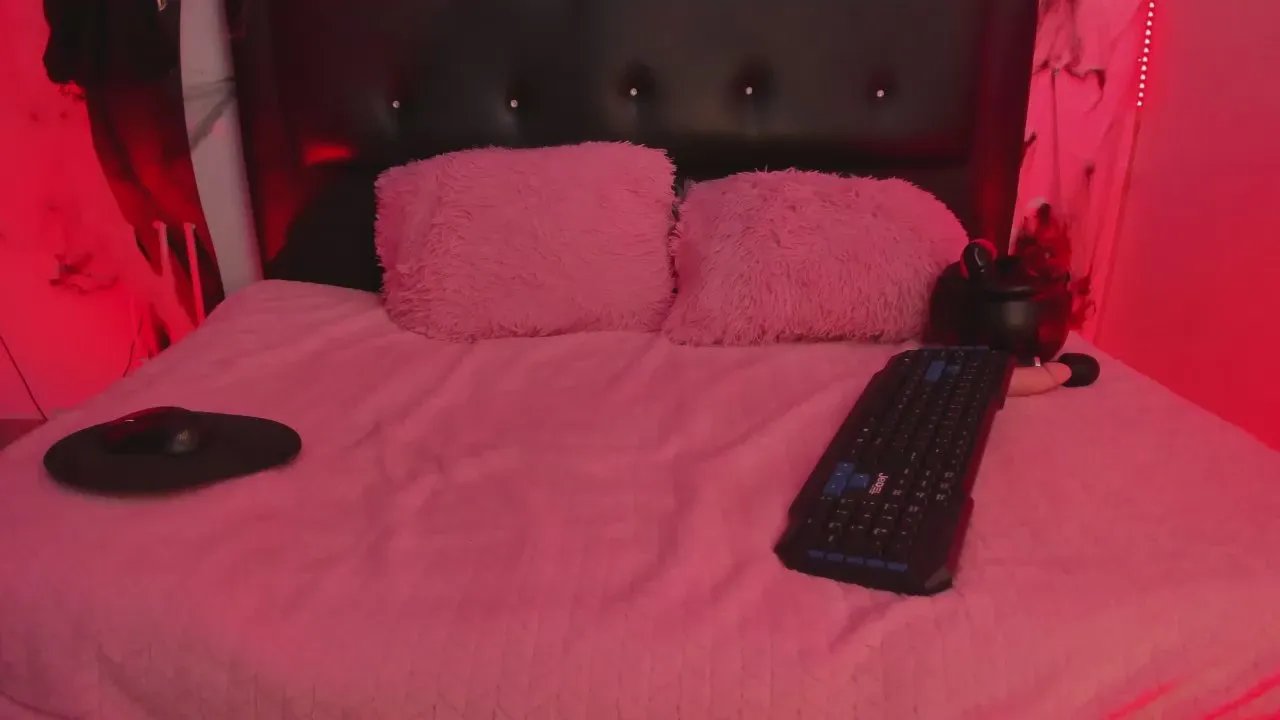 Offline Hanna_Kl on Cam4