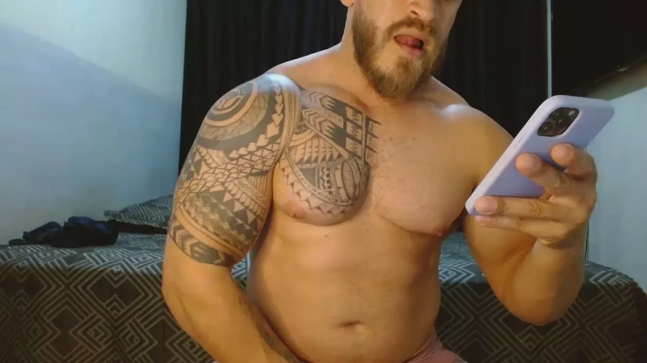 Offline hercules30hot on Cam4