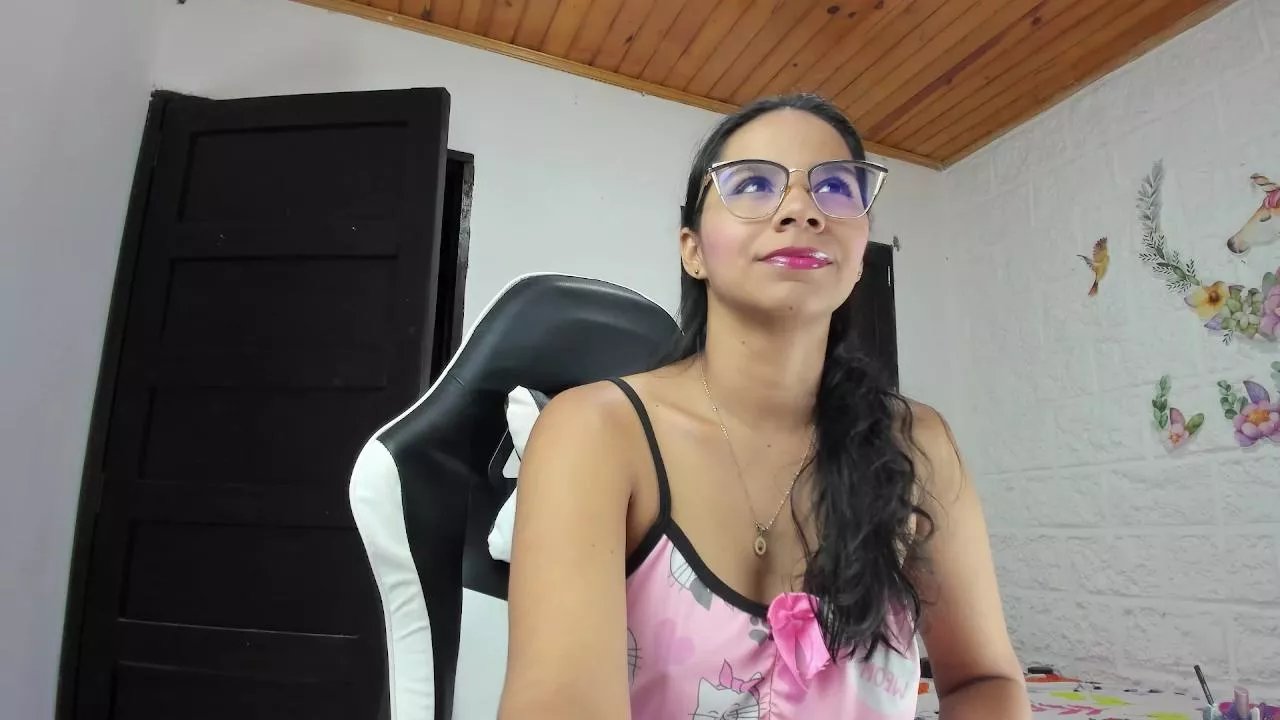 hoffman_alisson on Cam4 