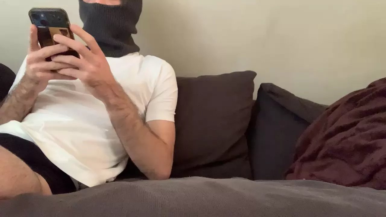 Offline hornyfreeak on Cam4