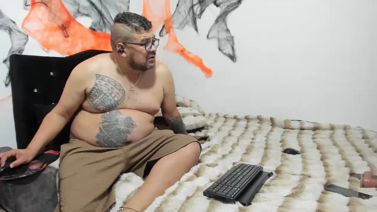 Offline HOTDANY21 on Cam4