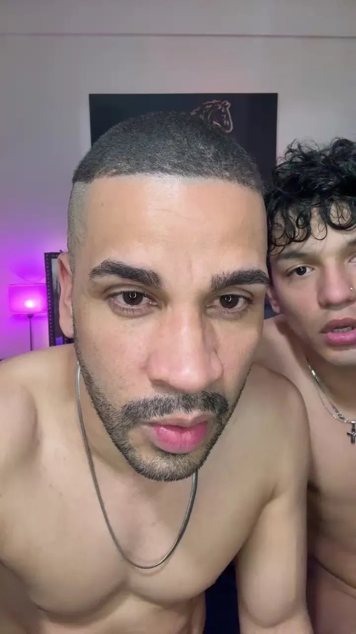 Offline Hotttmateo on Cam4